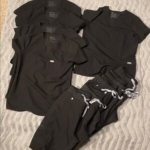 Figs 10 piece XS Top / SM Jogger Bottom Lot